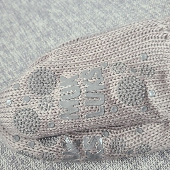 ⭐️40% Off⭐️ Muk Luks Dark Grey Cabin Slipper Socks - Picture 8 of 12